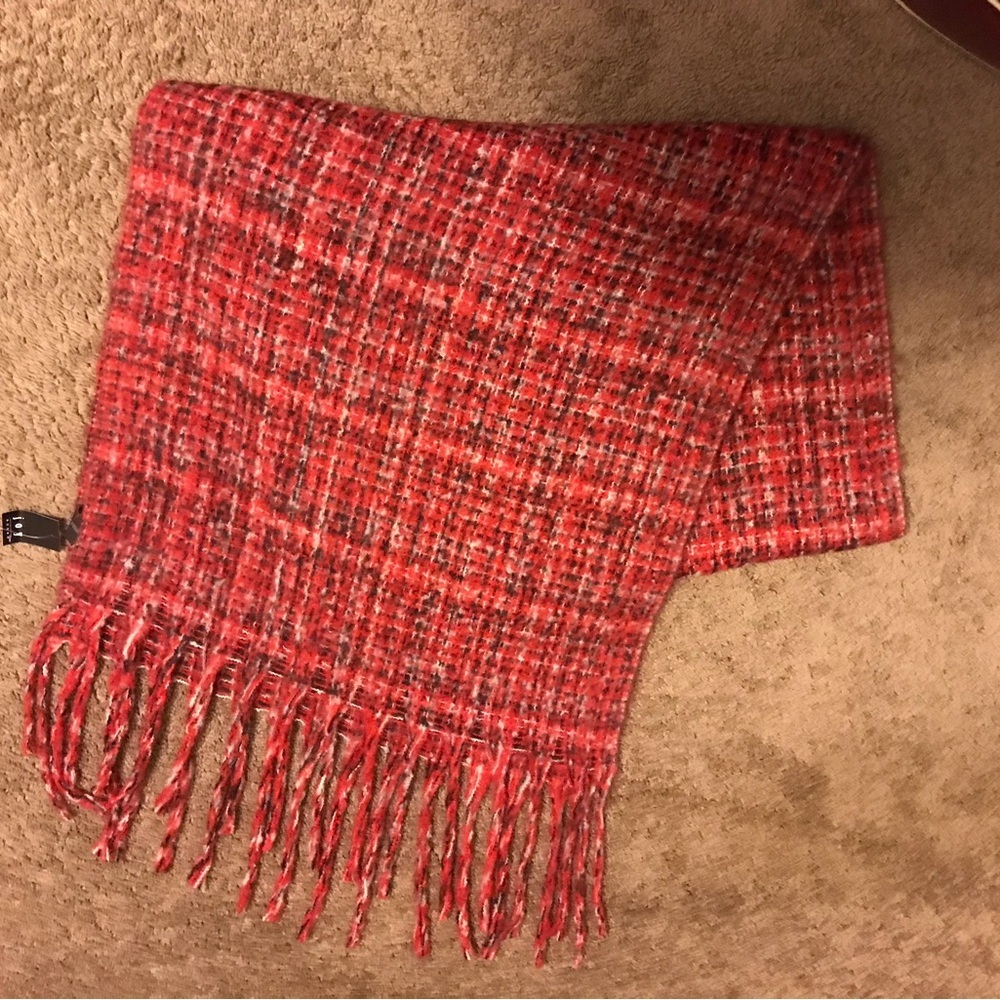NWT Joy Susan Vibrant Red Checkered Scarf - Picture 5 of 5